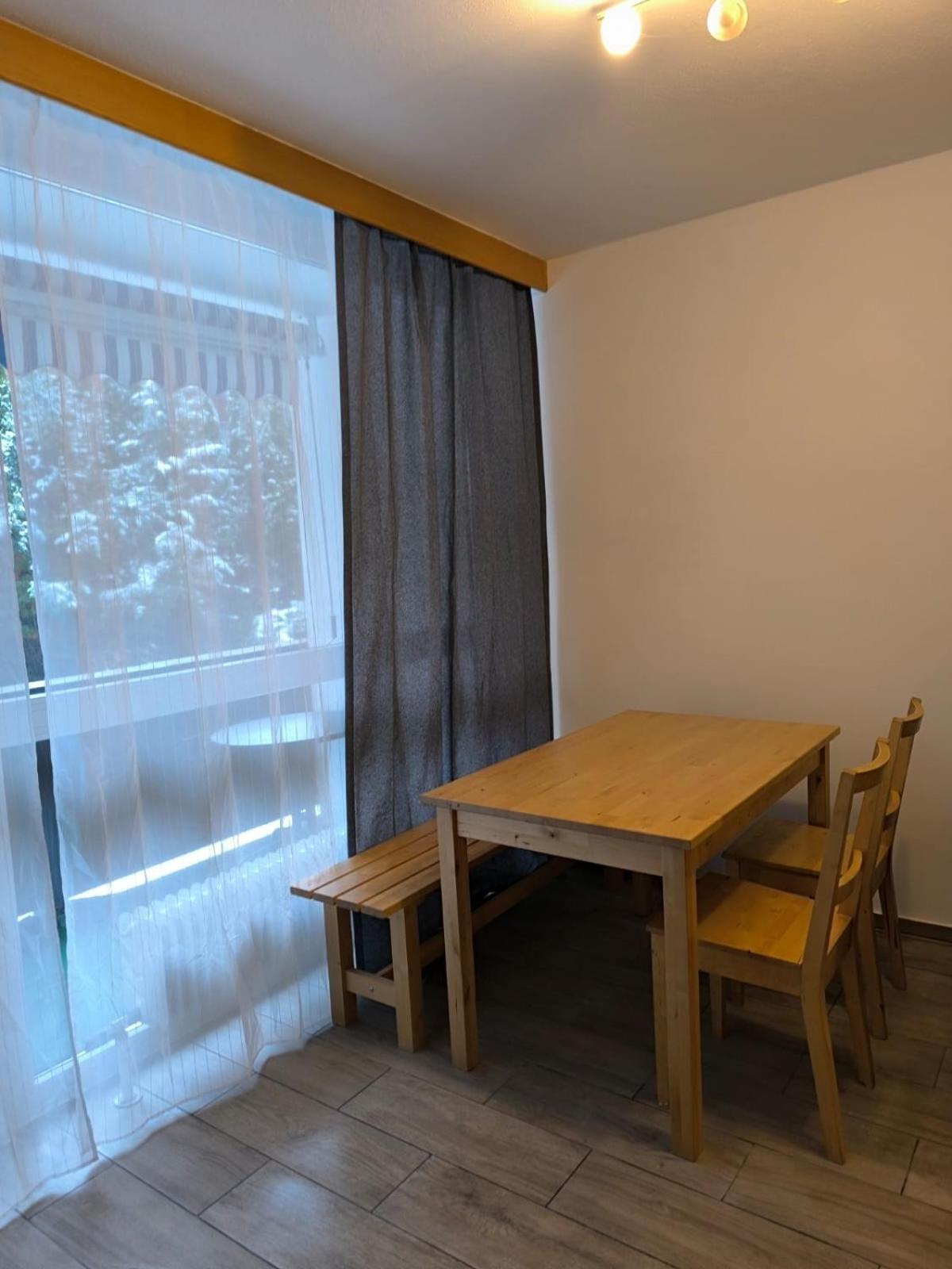 Apartment Green Home คาพรูน ภายนอก รูปภาพ